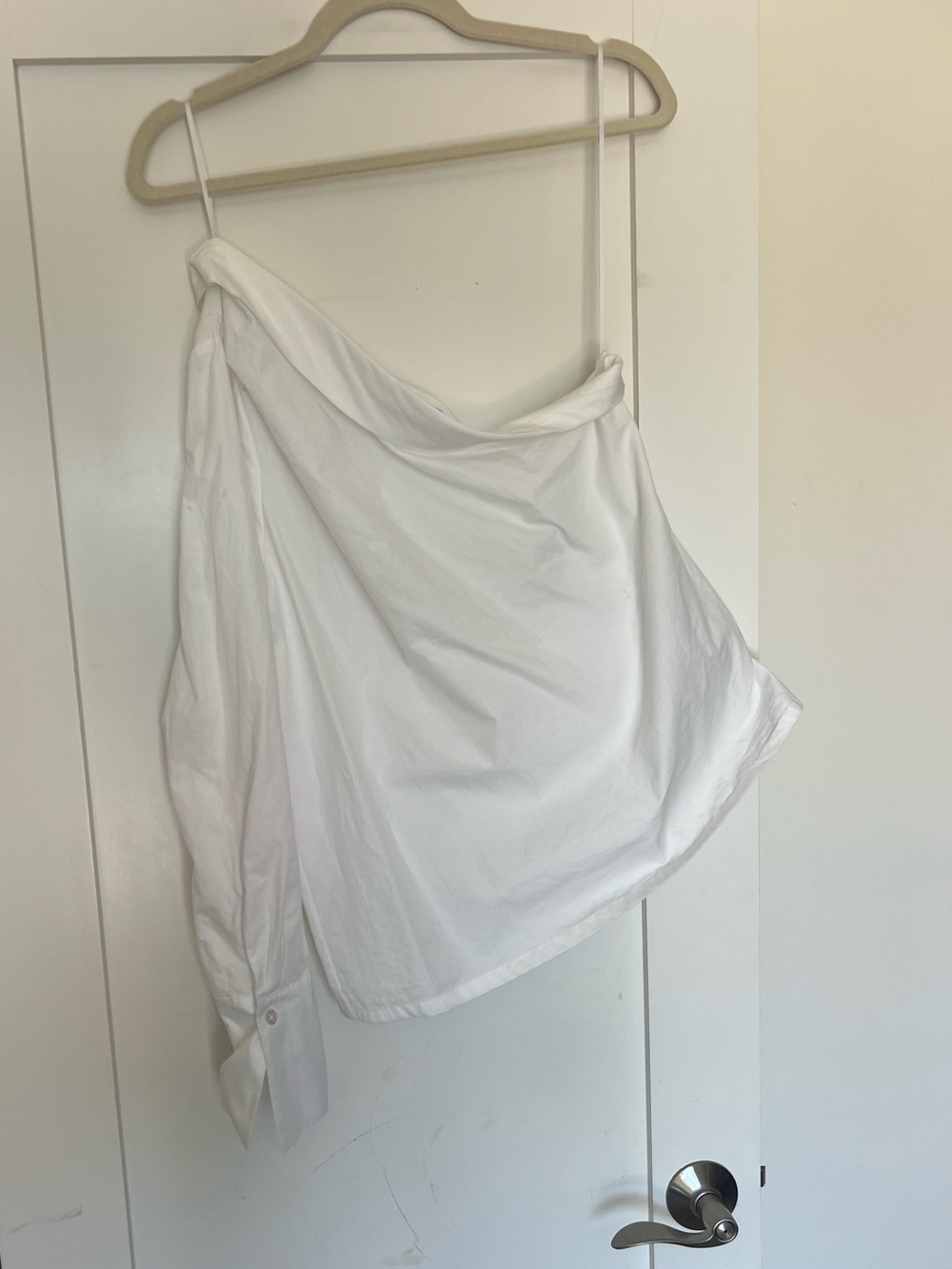 Abercrombie & Fitch White Off-Shoulder Top